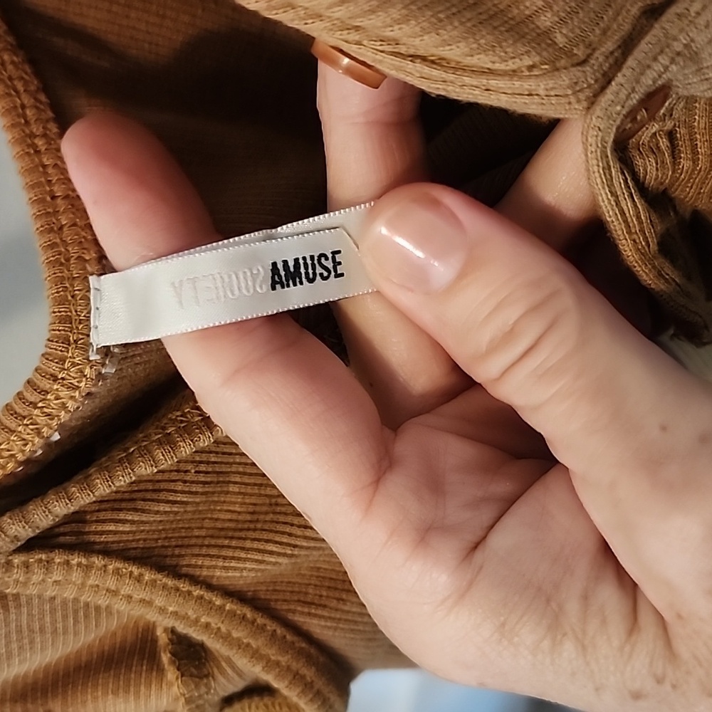 AMuse Ribbed Brown Bodysuit - Picture 3 of 5